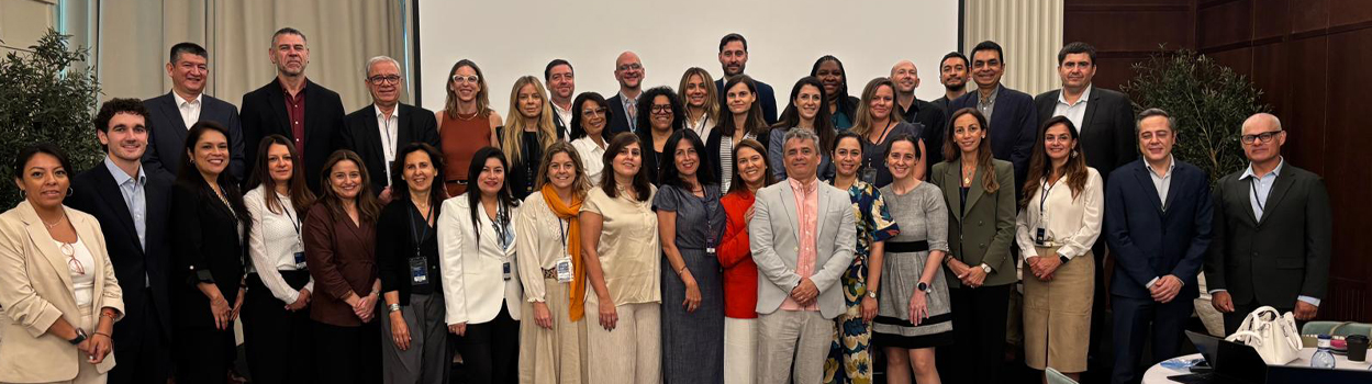 ChileCompra expone avances en profesionalización de compras públicas en encuentro organizado por el Banco Mundial